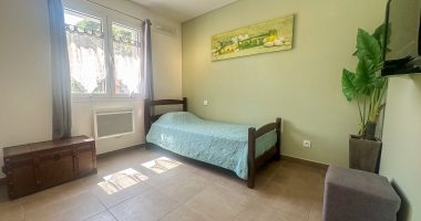 3286750e.jpg